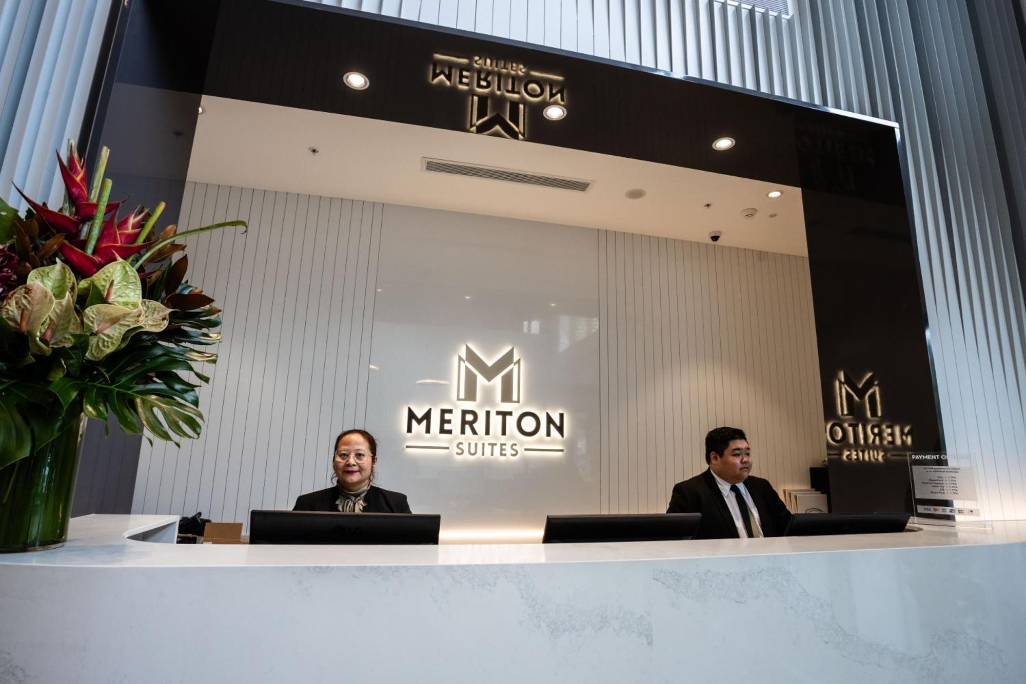 Meriton Suites Liverpool Kültér fotó Meriton Suites